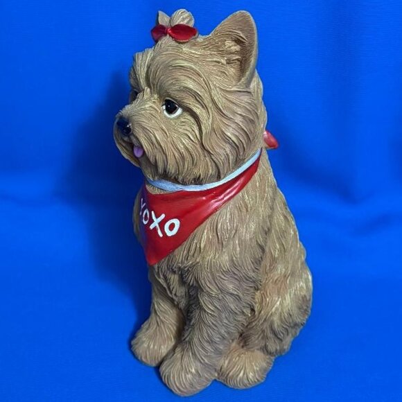 NEW ~ NWT YORKIE ~ YORKSHIRE TERRIER LOVE KISSES & HUGS GORGEOUS STATUE / FIGURE - Picture 3 of 16
